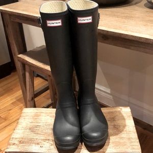 Black Tall Hunter Wellies, Sz 9